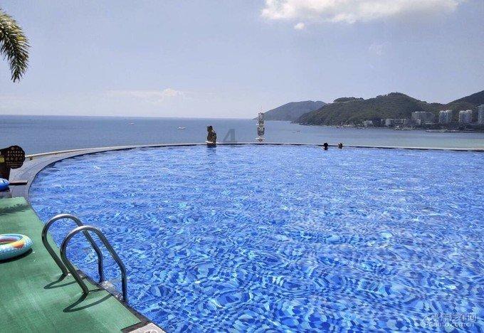 逃离小怪世界